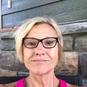 Meet your Posher, Vicki